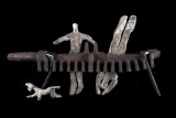 l'austerité     2017  - bronze ferraille .L47 H25 - bronzes ,  verre avec ferraille